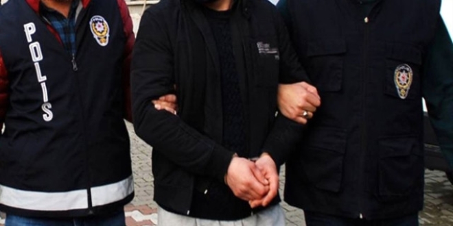 Mersin'de rüşvet alan 4 kişi tutuklandı