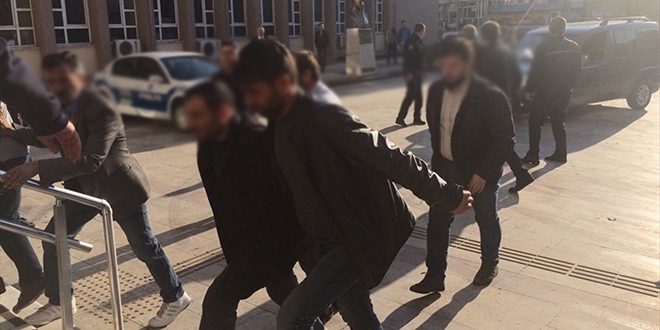 Müşterilerini dolandıran müteahhit tutuklandı