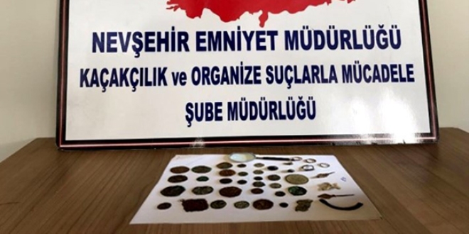 FETÖ'cünün evinde tarihi eser bulundu