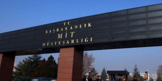CIA 'den FETÖ'ye MİT izliyor uyarısı