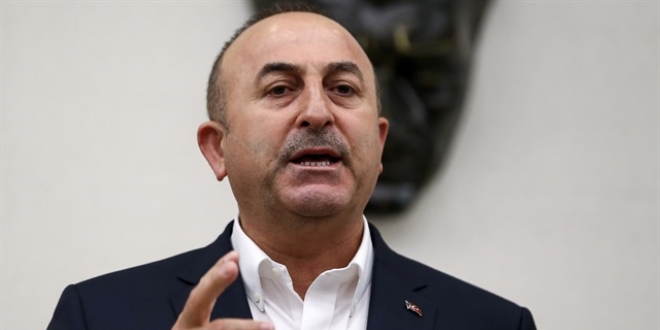 'Başörtülü kızlarımızın başörtüsünü zorla çıkarmışlar'