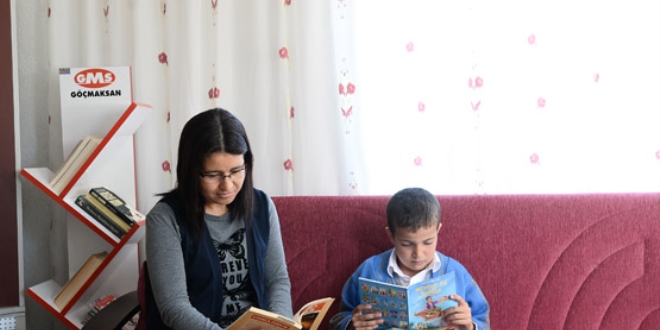 Proje köye yayıldı, 35 evde mini kütüphane oluşturuldu