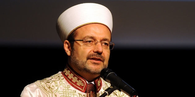 'Gençleri yargılamayın, yargılayıcı bir dil kullanmayın'