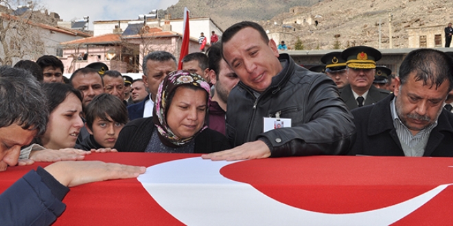 Şehidin, Yüzbaşı ağabeyi: Ant olsun ki bitmeyeceğiz