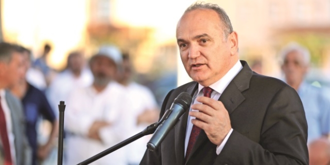 Bakan Özlü: Sistem değişikliği Türkiye'nin geleceği için şart