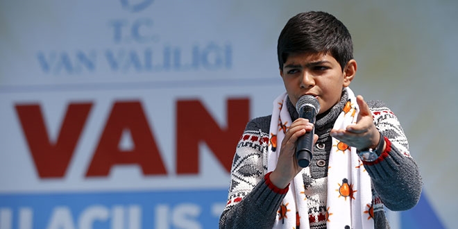 11 yaşındaki Ömer Faruk'un Erdoğan sevgisi