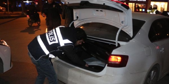 2 bin polis ve jandarmanın katılımıyla 'huzur' operasyonu