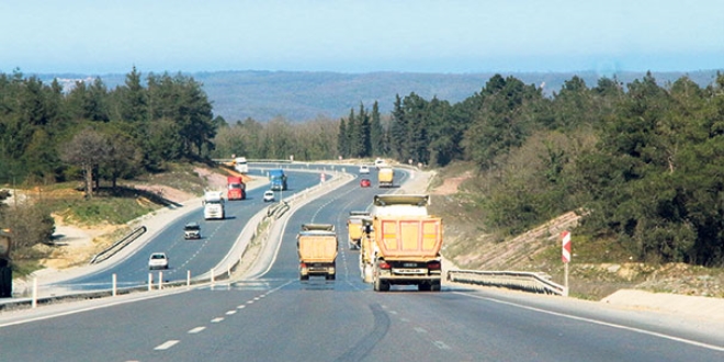 8 bin 494 canavar her gün trafikte!