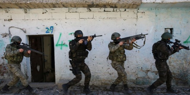 Hakkari'de 16 teröristin etkisiz hale getirildi