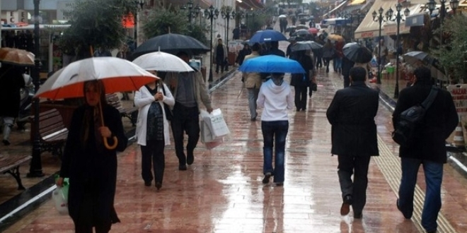 Meteorolojiden 5 il için yağış ve zirai don uyarısı