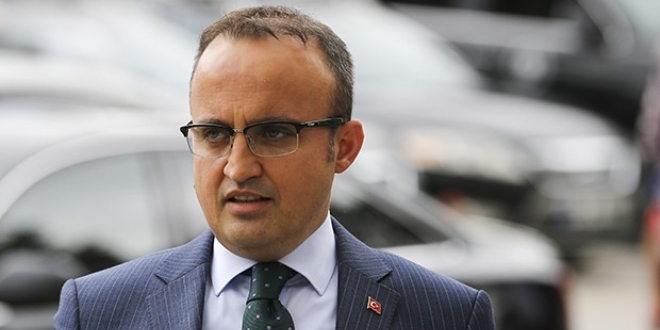 'FETÖ'nün en iyi yaptığı iş insanlara şantaj yapmak'