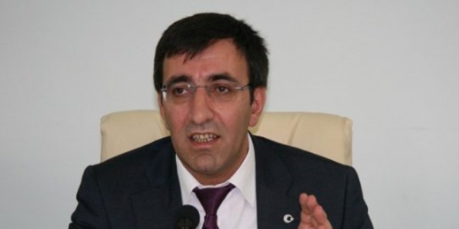 'Üniversiteler hem eğitim kurumu hem kalkınma kurumudur'