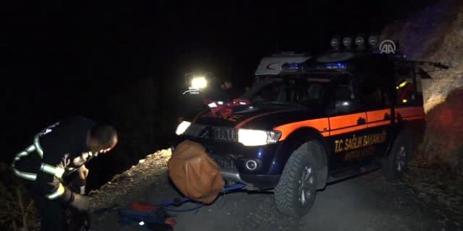 Muğla'da cip uçuruma devrildi: 2 yaralı