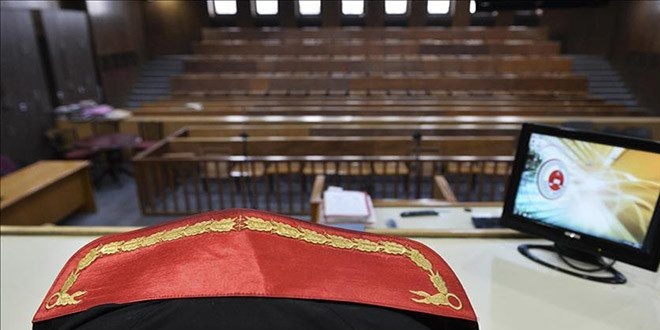 Kütahya'da meslekten ihraç edilen bir hakim gözaltına alındı