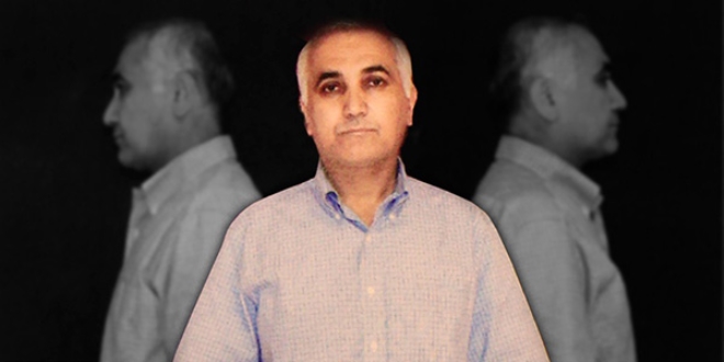 Her darbe toplantısından sonra yurtdışına gitmiş