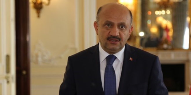 'Meclisin çıkardığı kanuna cumhurbaşkanı uymak zorunda'