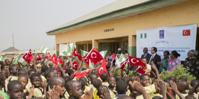 Nijeryal Koordinatr: FET'nn retmenleri Nijerya standardna uygun deil
