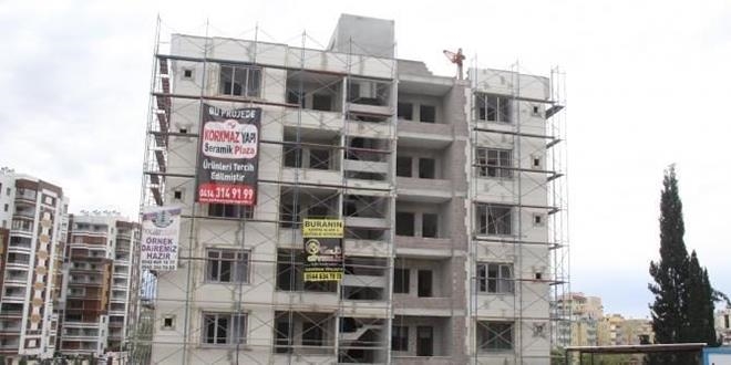 İnşaatın çatısından atlayan liseli Zehra öldü