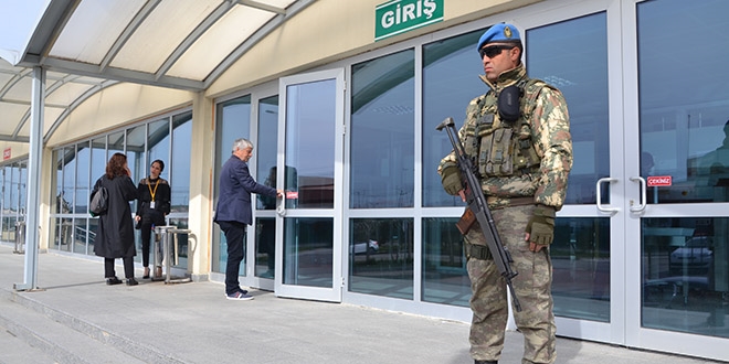 45'i tutuklu 49 sanığın yargılandığı duruşma yarına ertelendi