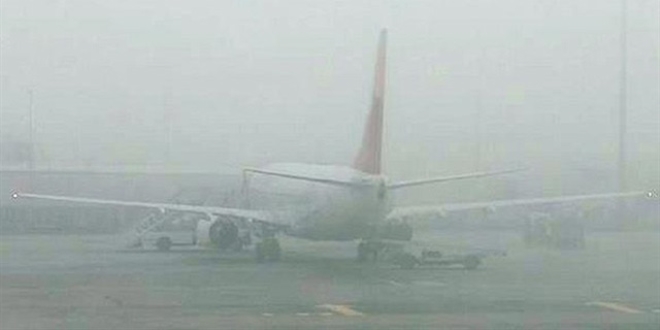 Trabzon'da hava ulaşımına sis engeli
