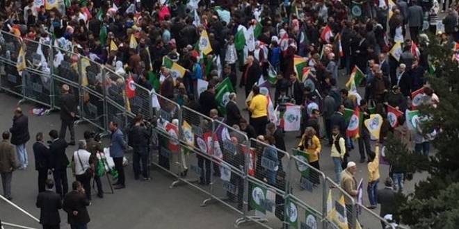 HDP Diyarbakır'da hüsrana uğradı