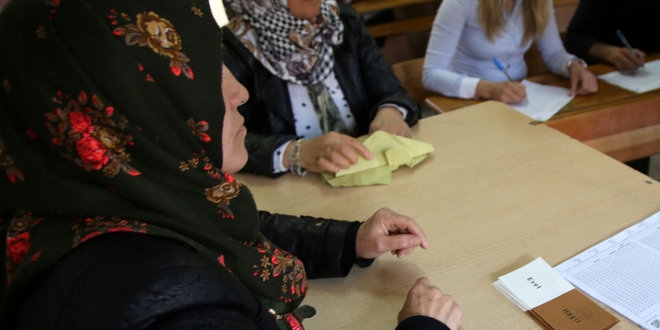 'Kayyumlu' belediyelerde dikkat çeken sonuç