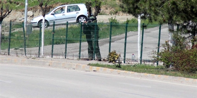 Karabük Emniyet Müdürlüğü önünde bomba alarmı