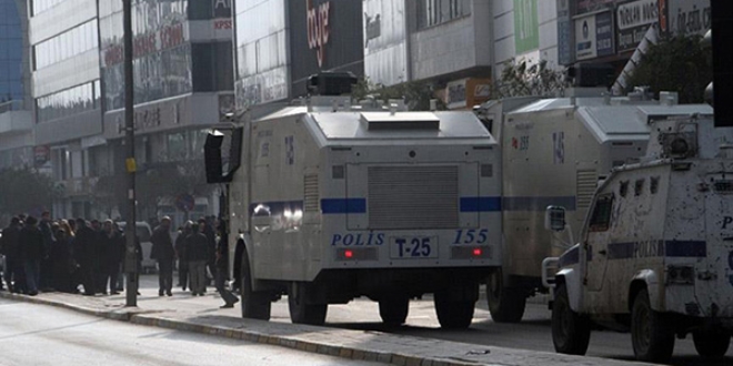 Hakkari'de gösteri ve yürüyüşler yasaklandı
