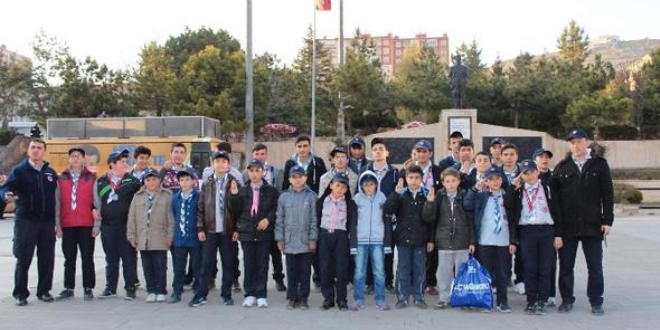 İzciler Çanakkale'ye uğurlandı