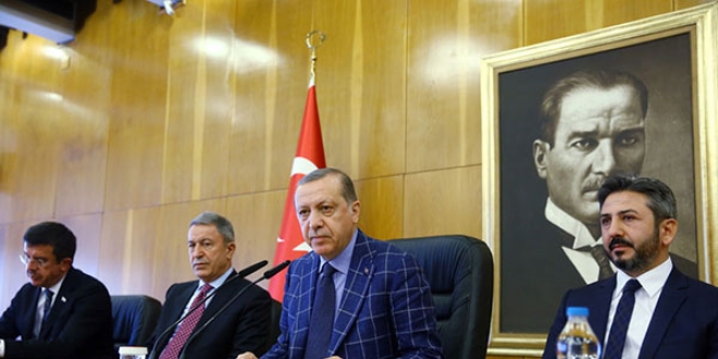Meclis'teki özel birleşim toplantısını Org. Akar'da izledi