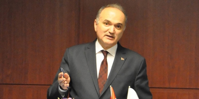 Bakan Özlü'den 'yerli otomobil' açıklaması
