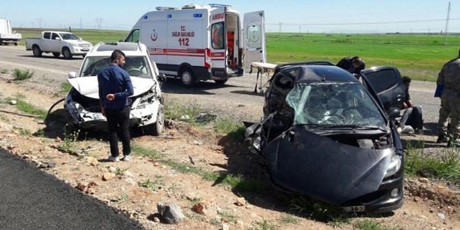 Şırnak'ta polis kaza yaptı: 1 ölü, 2'si polis 4 yaralı