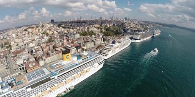 Galataport'a mühür