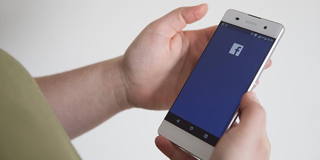 Facebook'tan 'dezenformasyon' itirafı