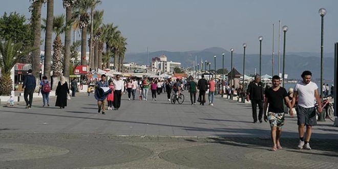 Üç günlük tatil turizmcinin yüzünü güldürdü