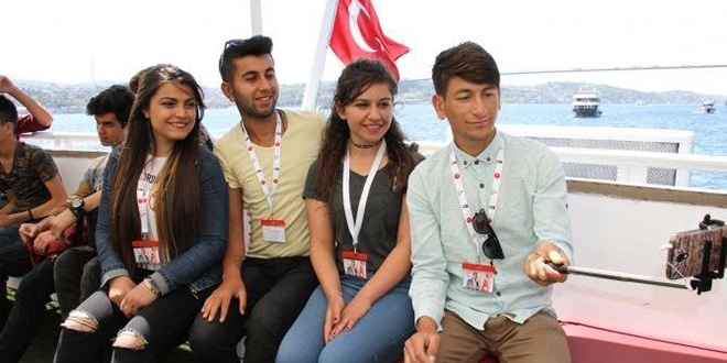 Denizi ilk kez gördüler, İstanbul'a hayran kaldılar