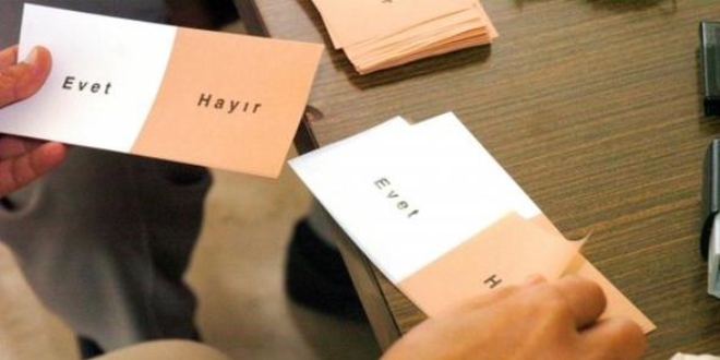 AHM'e referandum bavurusunda CHP'yi umutlandran karar