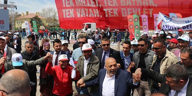 Hak-İş 1 Mayıs'ı Erzurum'da kutladı