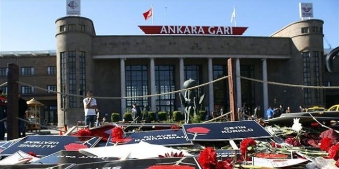 Ankara Garı önündeki terör saldırısı davası ertelendi