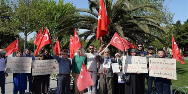 Tutuklu askeri öğrenci ailelerinden İBB önünde eylem
