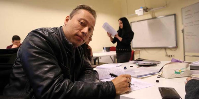 Okuma azmi engel tanımadı