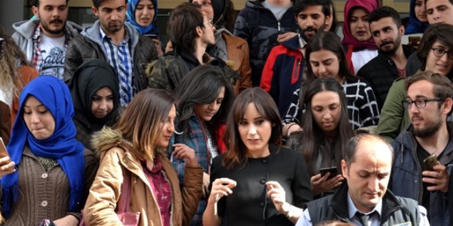 'Ay-Yıldızlı kolyeyi Devlet Bahçeli hediye etmedi'