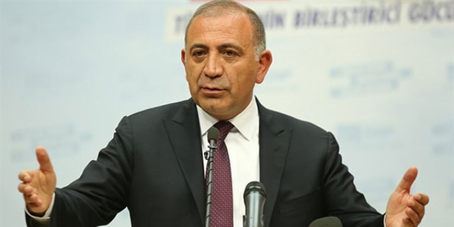 CHP'li Gürsel Tekin: İstanbul'a aday olmak isterim