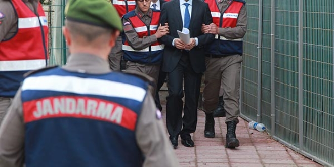 Sanıktan Mahkeme Başkanına: Emredersiniz komutanım