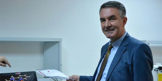 Türk doktorlar kanseri tedavi edecek yeni bileşik buldu