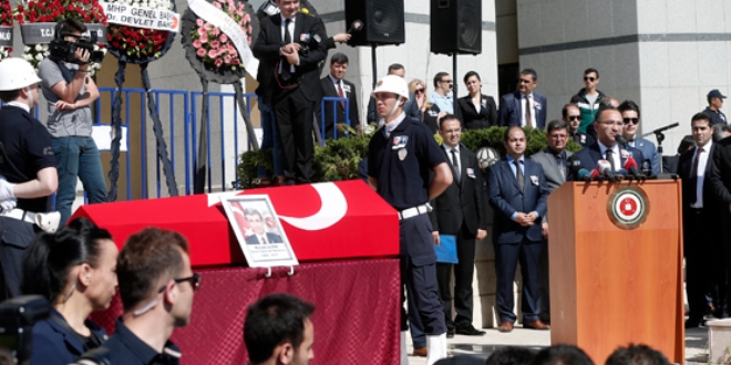 Şehit Başsavcı Alper son yolculuğuna uğurlandı