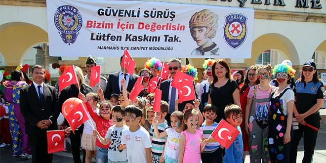 'Dört teker bir direksiyon, kurallara uy çıkmasın tansiyon'