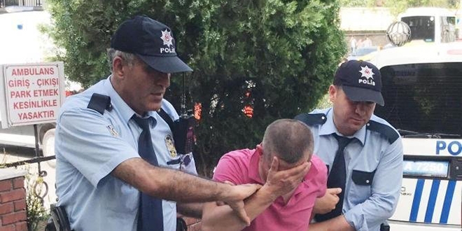 Kızını döven baba: Çocuk benim değil mi
