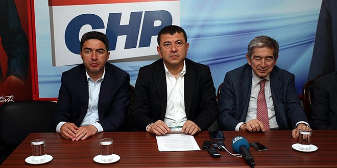 'Partide herkes düşüncelerini özgürce ifade ediyor'