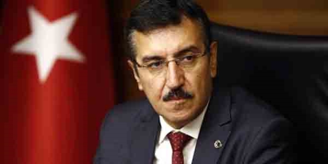 'Önemli olan aklını kiraya vermeyen nesiller yetiştirebilmek'